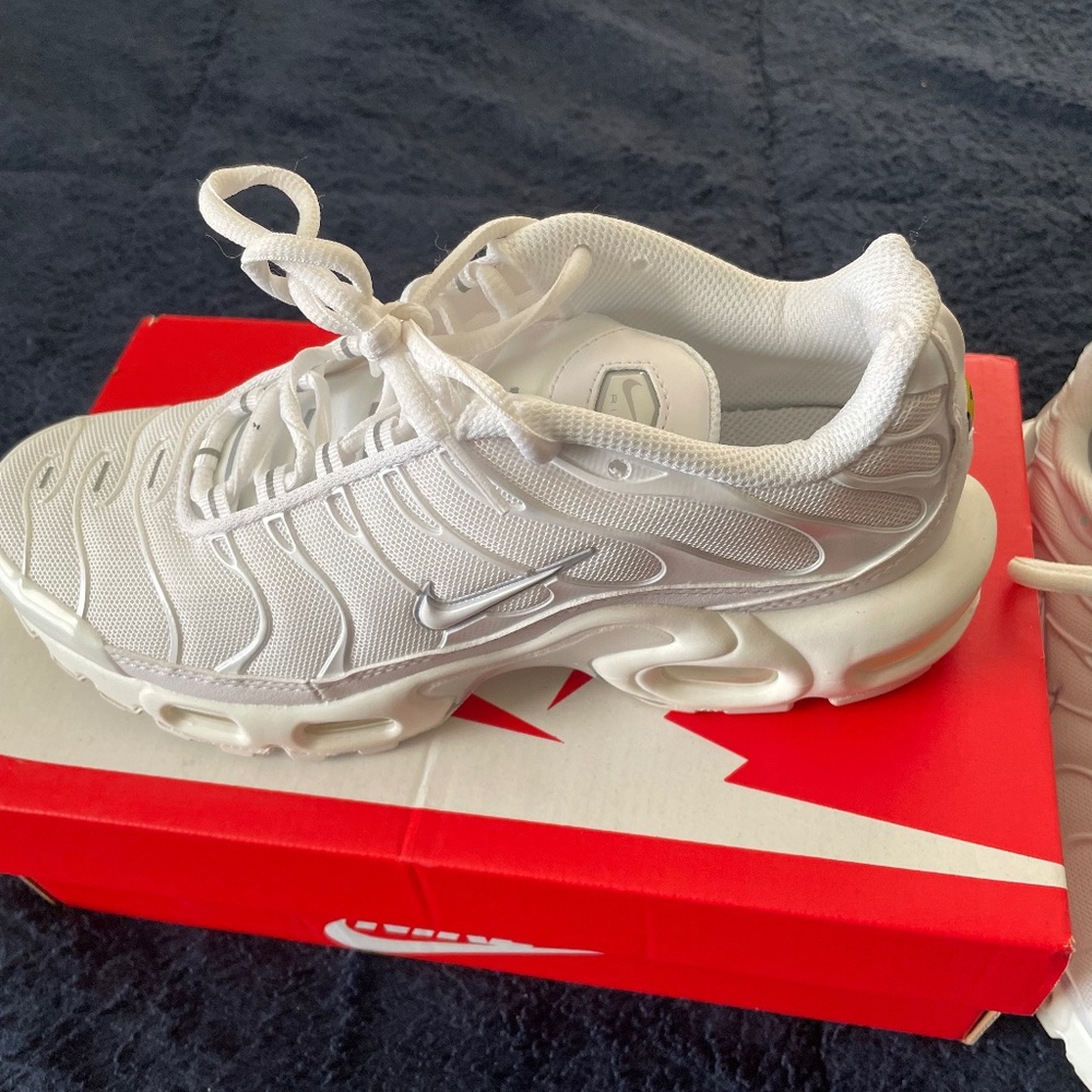 Women Nike air max plus